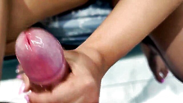 Lycra girl, showing me her pussy, perv stepmoms, bbw camel toe, fat girl fat pussy