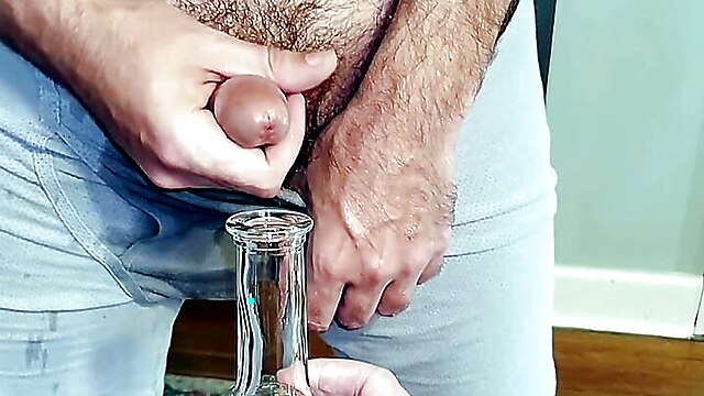 Bbw hairy peeing, homemade bisexual pissing, bbw experiments, bottle pussy squirt, amateur bbw couple squirt